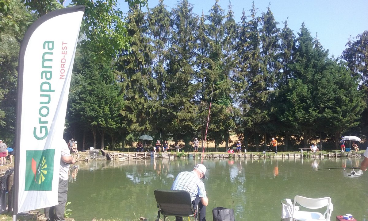 GroupamaFd51's tweet photo. Journée pêche avec les caisses locales de Troissy Avize et Ay de @GroupamaNordEst 
#peche #mutualisme #convivialité #çaMord https://t.co/fKaY1SLJVL