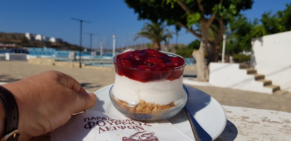 avventurosara's tweet photo. Oggi, inizio così la giornata. Ovviamente siamo a Kairis. #sfidabreakfast #Lipsi #girolipsi #isoladeacalipso #Grecia #nofilter https://t.co/baJmdaQDLS
