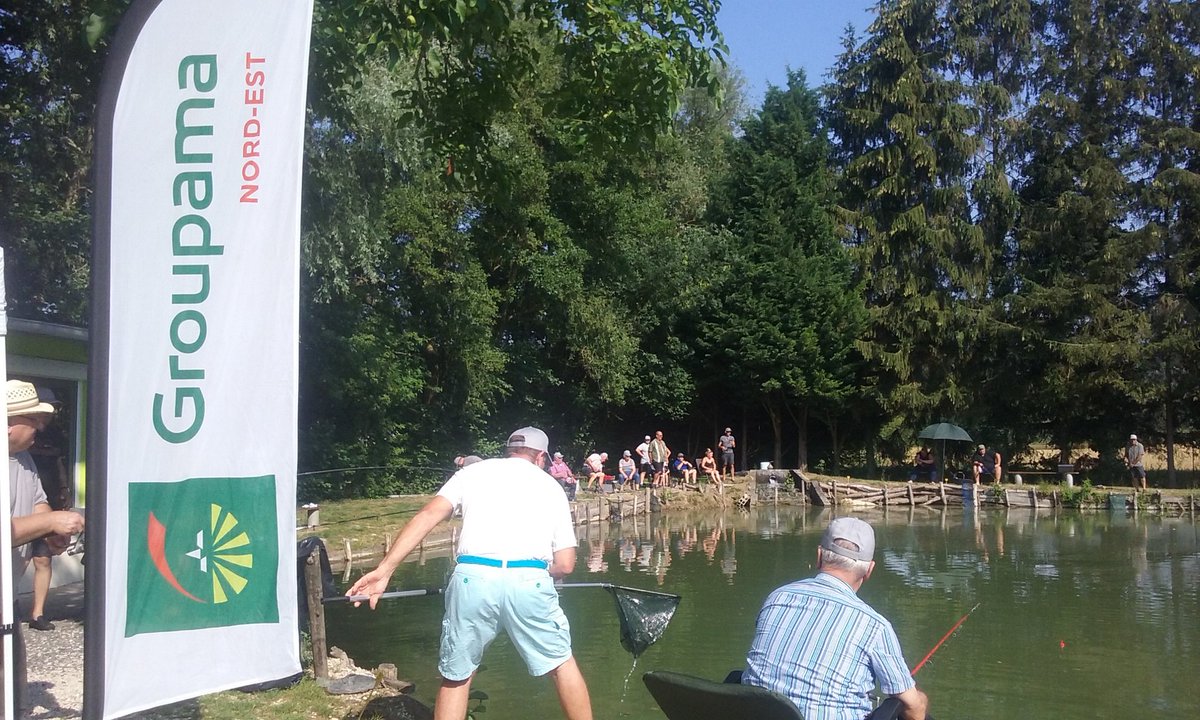 GroupamaFd51's tweet photo. Journée pêche avec les caisses locales de Troissy Avize et Ay de @GroupamaNordEst 
#peche #mutualisme #convivialité #çaMord https://t.co/fKaY1SLJVL