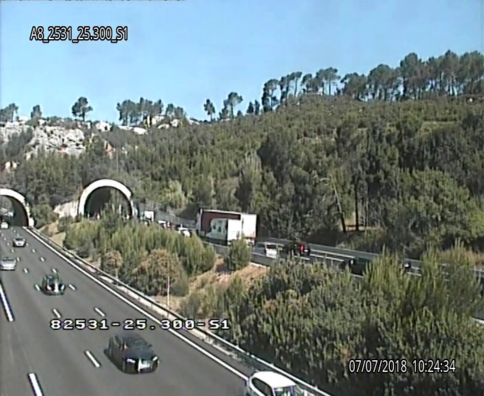 Autoroute A8 Twitterissa 13h45 Entre La Barriere De Peage De La Barque Et Aix En Provence Le Trafic Est Fluide Nice Ouest Aix 1h30