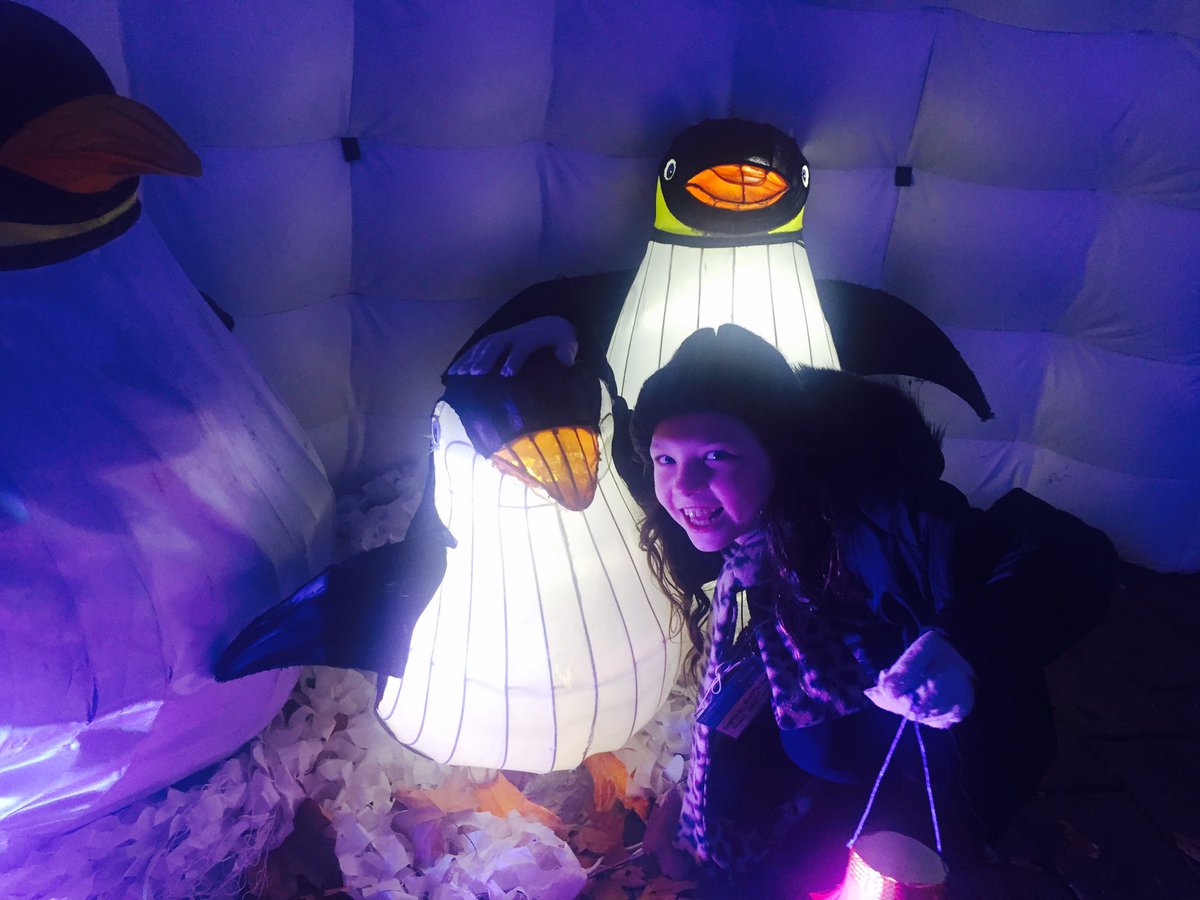 vkuttainen's tweet image. Thank you to the wonderful student volunteers at #litinterface for your warm hospitality and assistance to me and minime in chilly Canberra