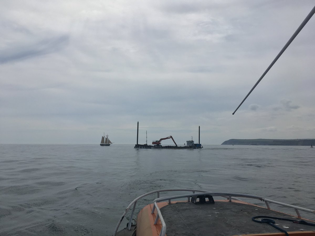 Chris Burrows tweet media