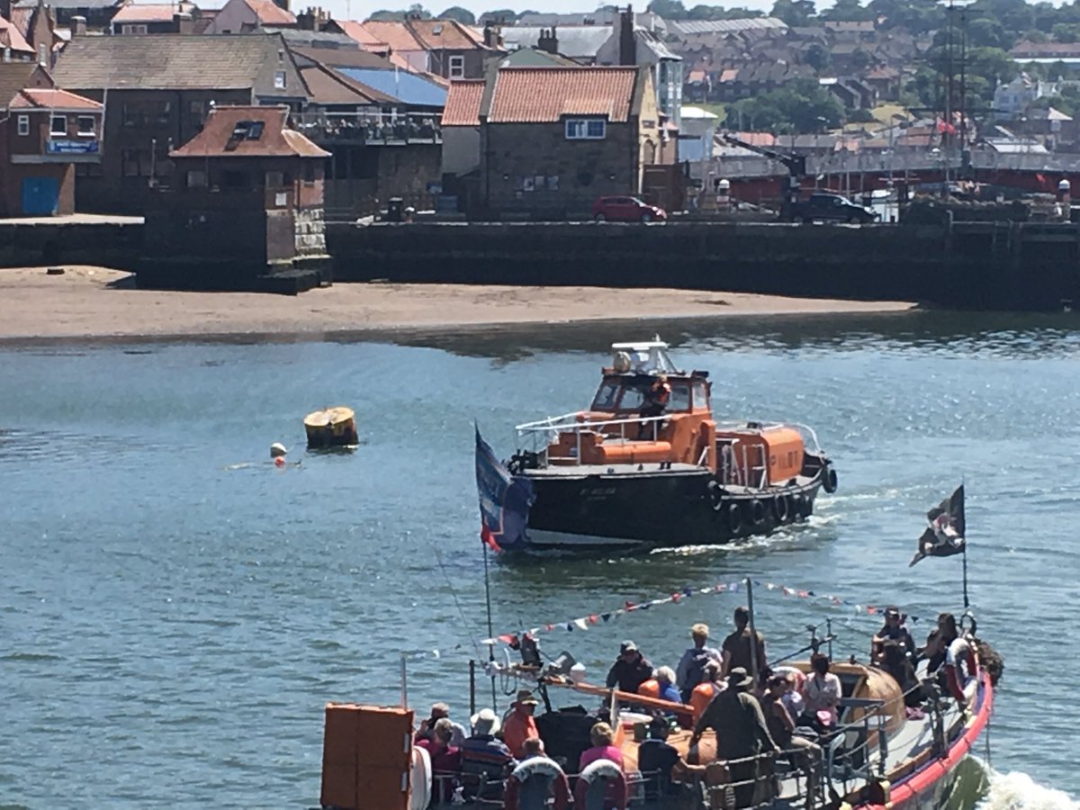 Chris Burrows tweet media