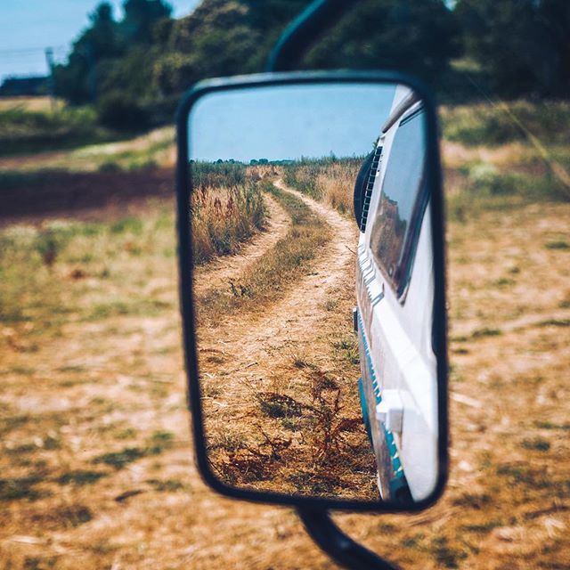 Difficult roads lead to beautiful destinations!
Yesterday while I was having dinner with two other german van travelers the farmer on who’s land we were camping came by for a chat. Asking us if we can make it rain, because there is a currently drought in… ift.tt/2u1Amko