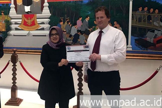 brin_indonesia's tweet image. #Infoiptekdikti: Popy Rufaidah, PhD Raih 3 Penghargaan Akademik di Bangkok, Thailand – Baca Selengkapnya: po.st/JRkCTc