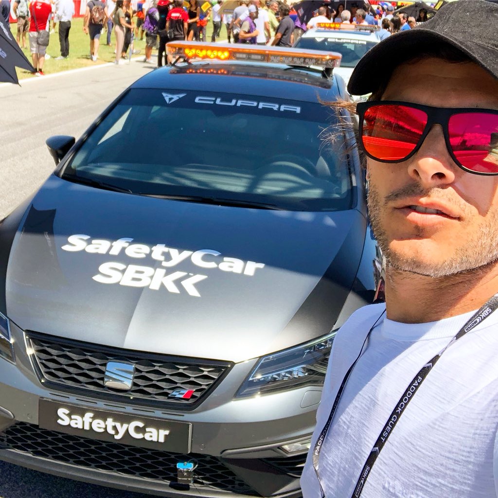 aldomontano0586's tweet photo. Tutto pronto Saferycar compresa per la tappa di Misano del Mondiale SuperBike .... sale la tensione in griglia di partenza #CUPRA #CreateThePath #MisanoWorldSBK #adv #SGAgency https://t.co/AO0XYHvVRb