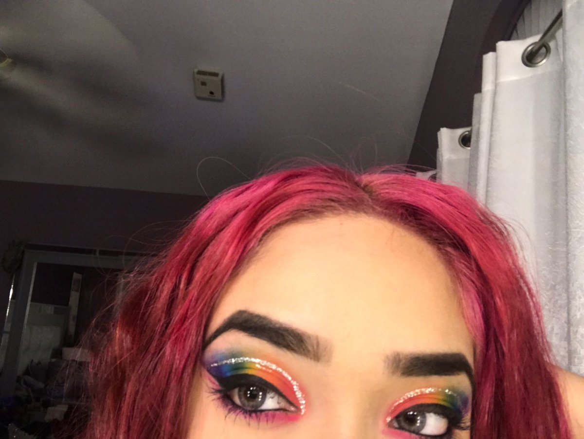 IamChabela's tweet image. I know Pride Month is over but Pride is forever!🌈 
insta : Iamchabelaaa
#Makeup #Pride #PrideMonth #morphe