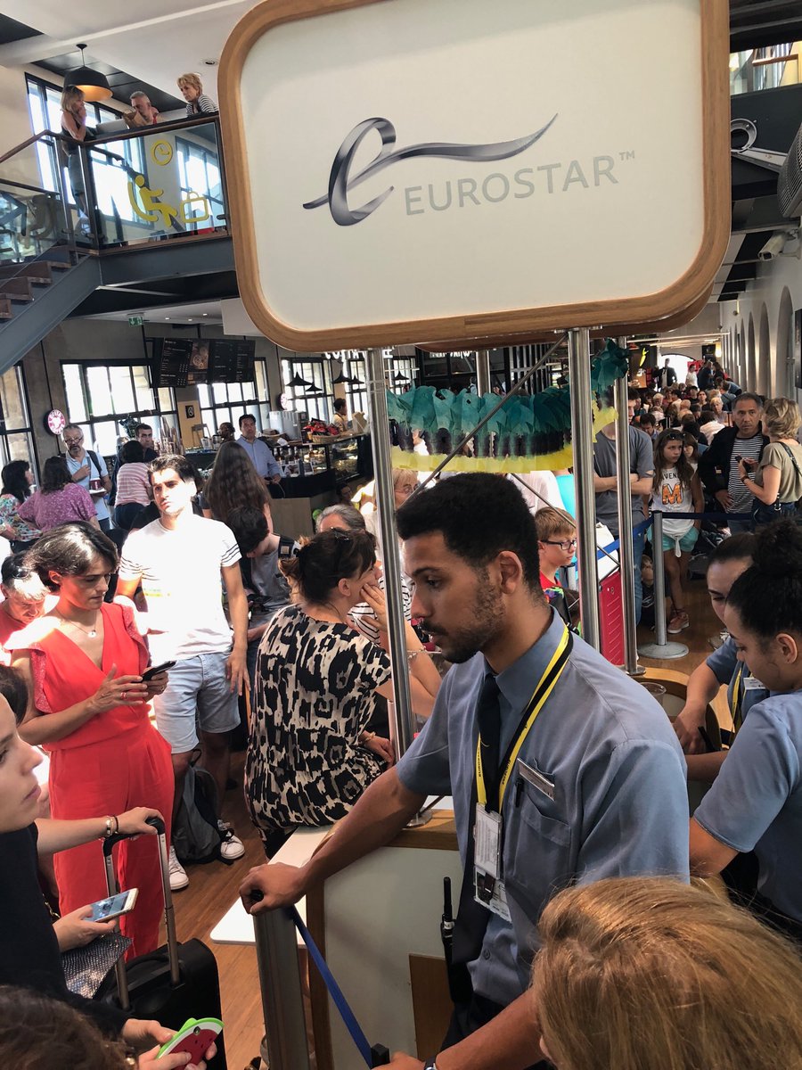 Insupportable. Tous les Eurostar bloqués par une grève soudaine, non annoncée le jour des departs en vacances