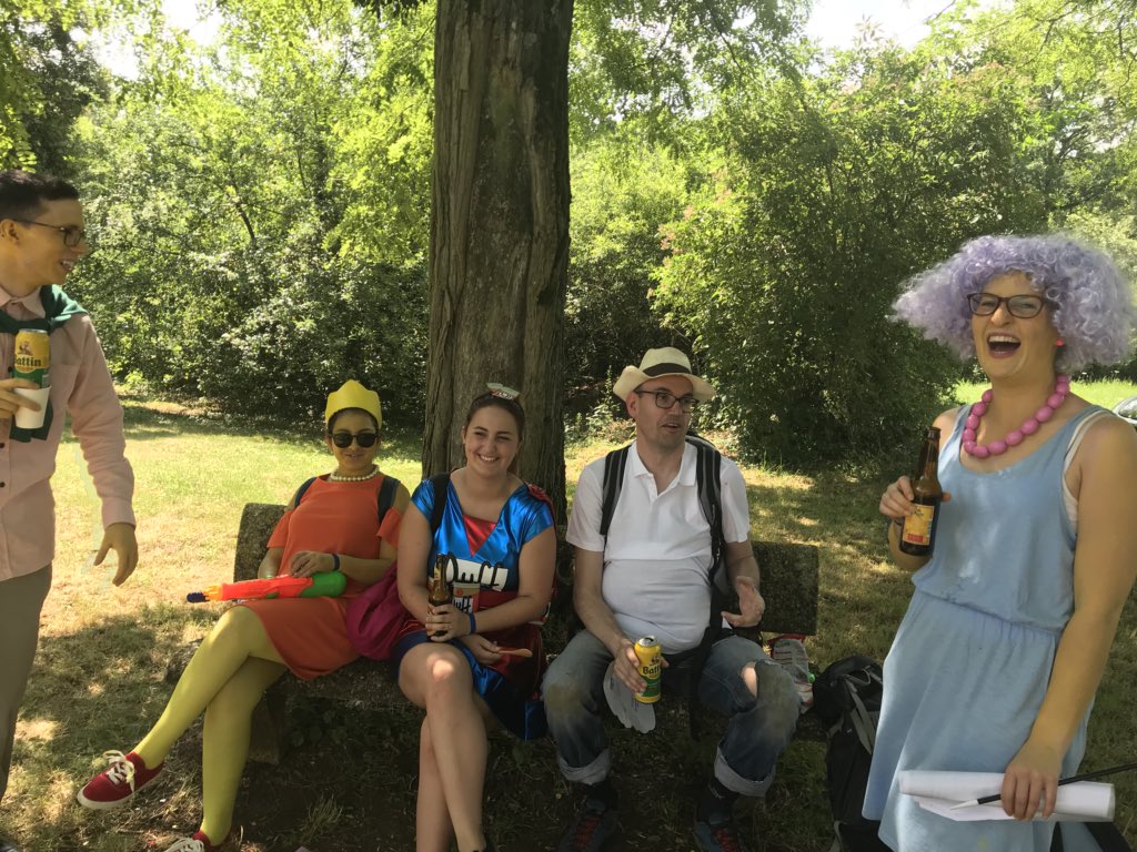 Anne_wh's tweet photo. @WiesHertzog et des membres de @KaufRev au #rallyejb2018 https://t.co/9ZCeNZgO3J