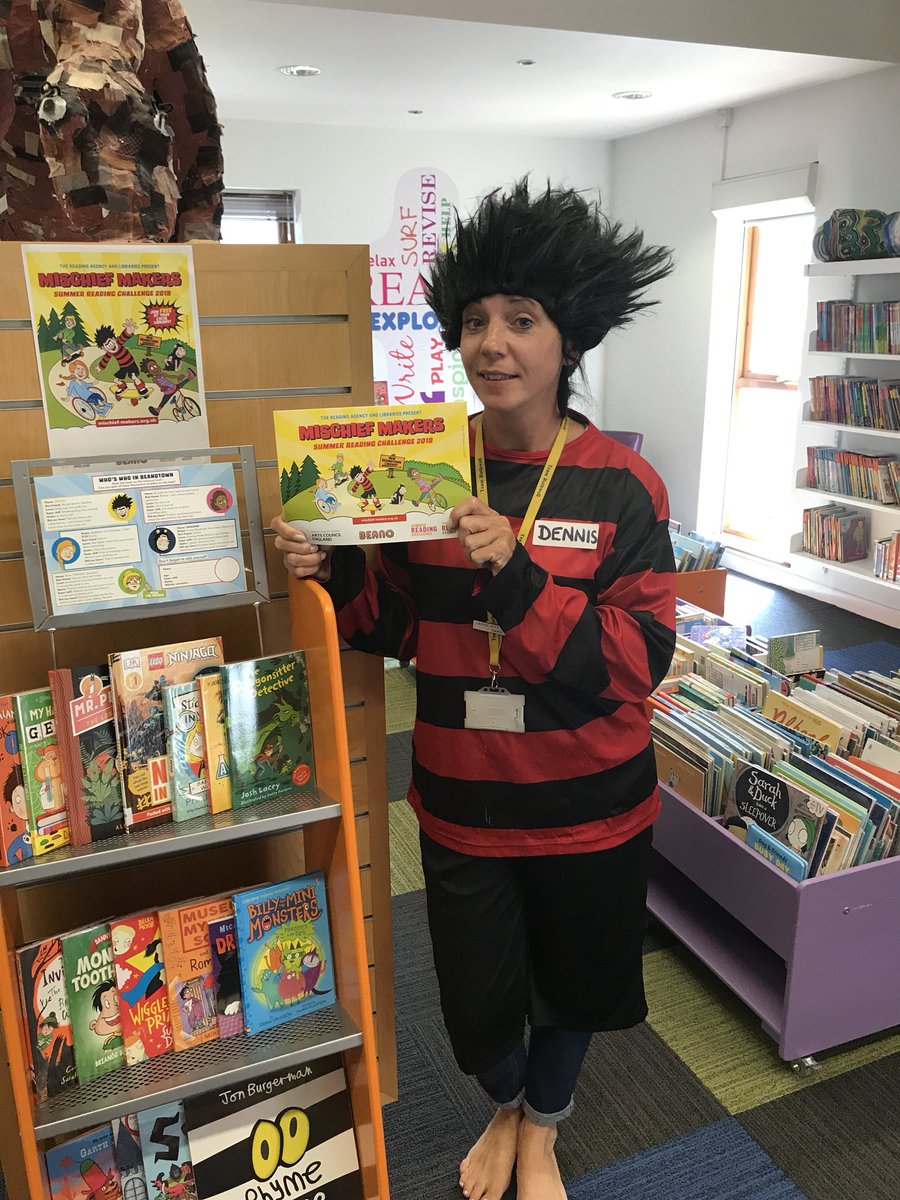 Dennis waiting to sign everyone up to the summer reading challenge <a href="/RothwellHub/">Rothwell Hub</a> <a href="/leedslibraries/">Leeds Libraries</a>. Come and say Hello