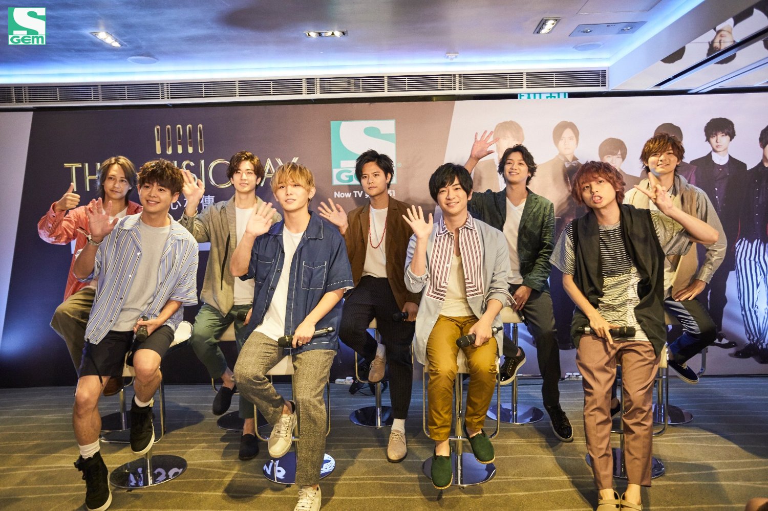 gem-tv-asia-on-twitter-we-can-t-get-enough-of-the-members-adorkable