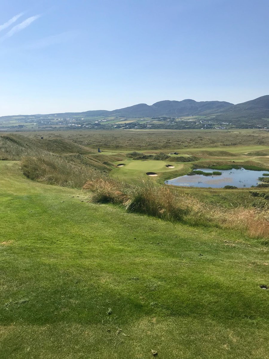 BernhardCompany's tweet image. #keepingsharp @Ballyliffin in Ireland. Good luck to Head Greenkeeper Andy Robertson @BallyliffinAndy &amp;amp; mechanic Kevin Gill. Proud to support a fantastic golf course before, during and after your tournament. #turfhealthsolutions  #deeperknowledge