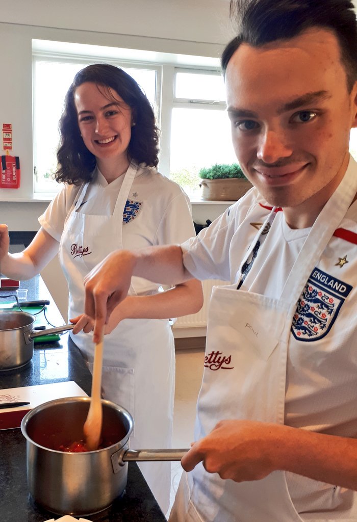 lisabwitched's tweet photo. #ENGSWE #WorldCup @Bettys1919  Loyal to England Loyal To Bettys.. Best of Both Totally Committed to success .Paul  and Joy Today on our Portuguese Course 🌶🌮 @ticktaylor1 https://t.co/O6dLZCqaVw
