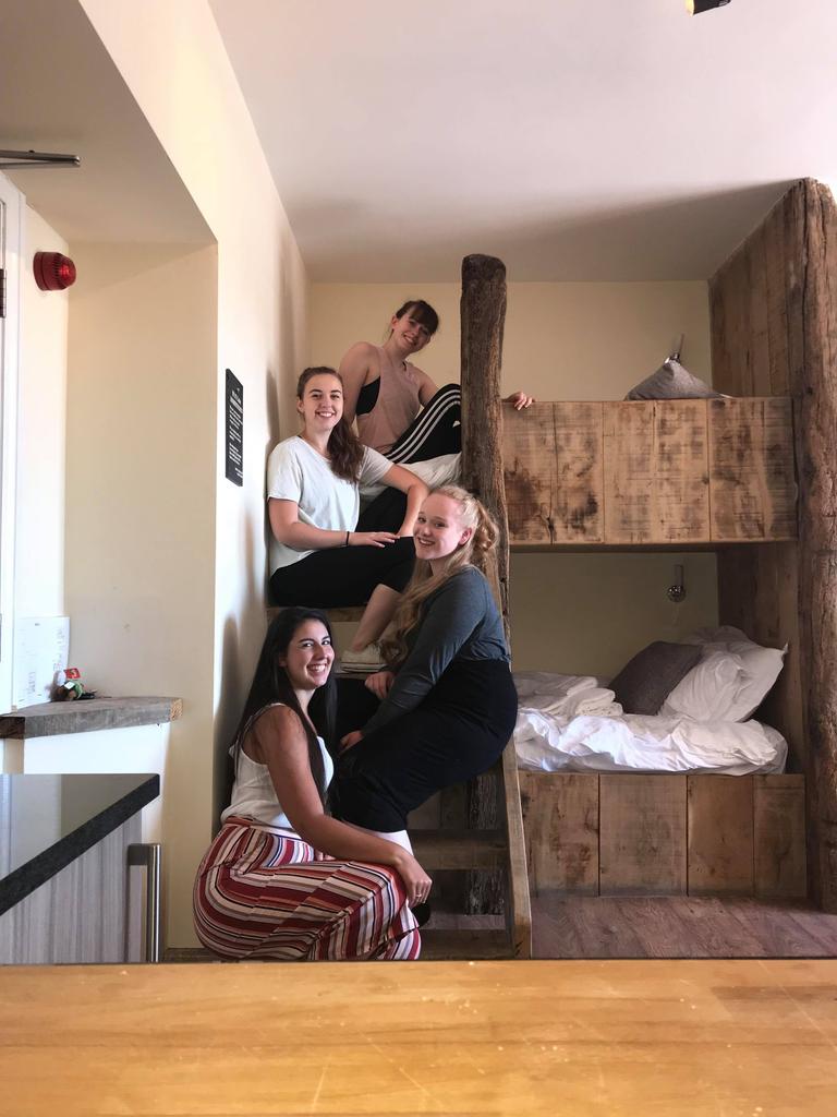 JScaplehorn's tweet photo. Ready for day 2 at Originate Dance Platform with @annajamesdance, @ChloeSmithJB and Sophie Barrow performing my piece The Way We Are! https://t.co/0fO5lY1XzF