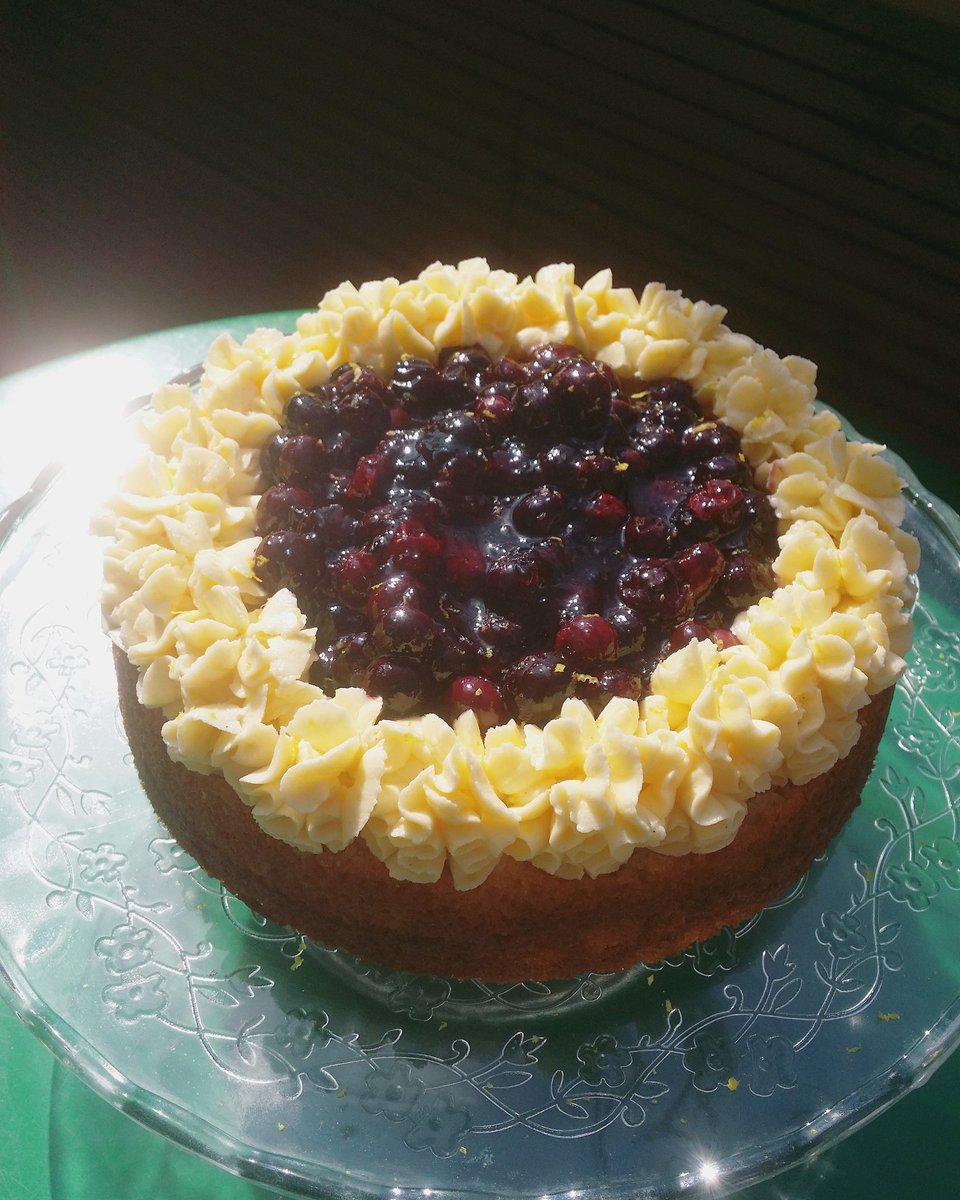 Lemon and Blueberry Cake! We're open until 4pm today! 🌞 #vegan