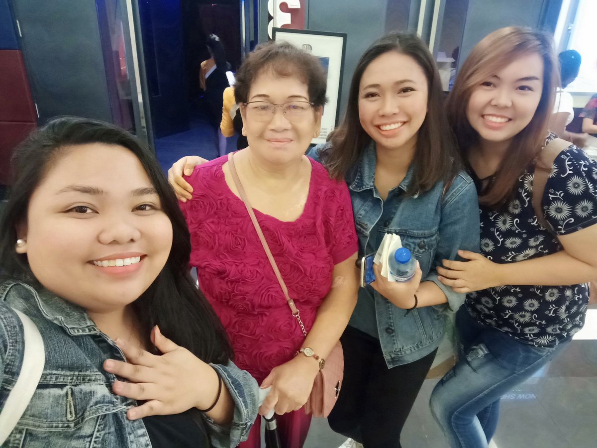 patriciadlpz's tweet photo. So happy to meet you lola ❤️ thankyou for coming 😍😍 
@vanillajanina

Hi @donnypangilinan 😊😊
#WalwalMovie 
#WalwalWithDS 
#WALWALANinSolenad https://t.co/hyrMdCiBhM