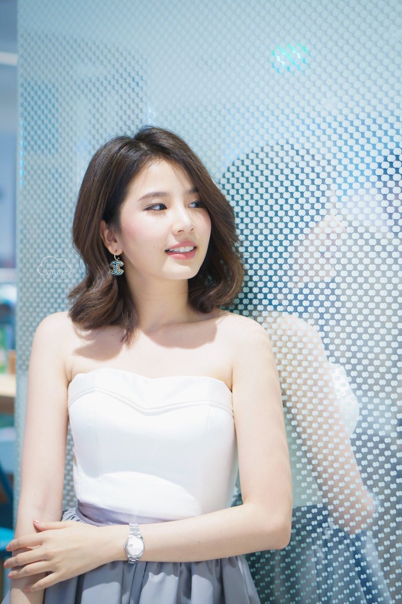 Teamsanan's tweet photo. 180705 at CTW ⑤

 #sananthachat #NadaoArtist 

📸by @toni_thanakorn https://t.co/iO5JcSMacK