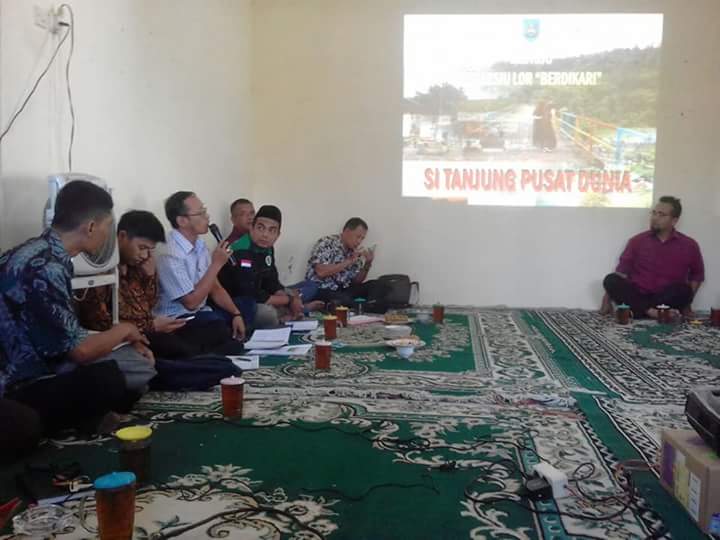 YudyAms's tweet photo. Pemaparan Master Plan dan diskusi bersama masyarakat,pemdes, TPPI Kab.Tegal,terkait rencana pembangunan desa wisata,di Kec.Lebaksiu Kab.Tegal
#PIDmandirikanDesa 
#TPPIJateng 
#TPPITegal 
@jokowi 
@EkoSandjojo 
@anwsanusi
@taufikmadjid71
@fachrilabalado
@tppindonesia
@KemenDesa https://t.co/rcbXpxHnur