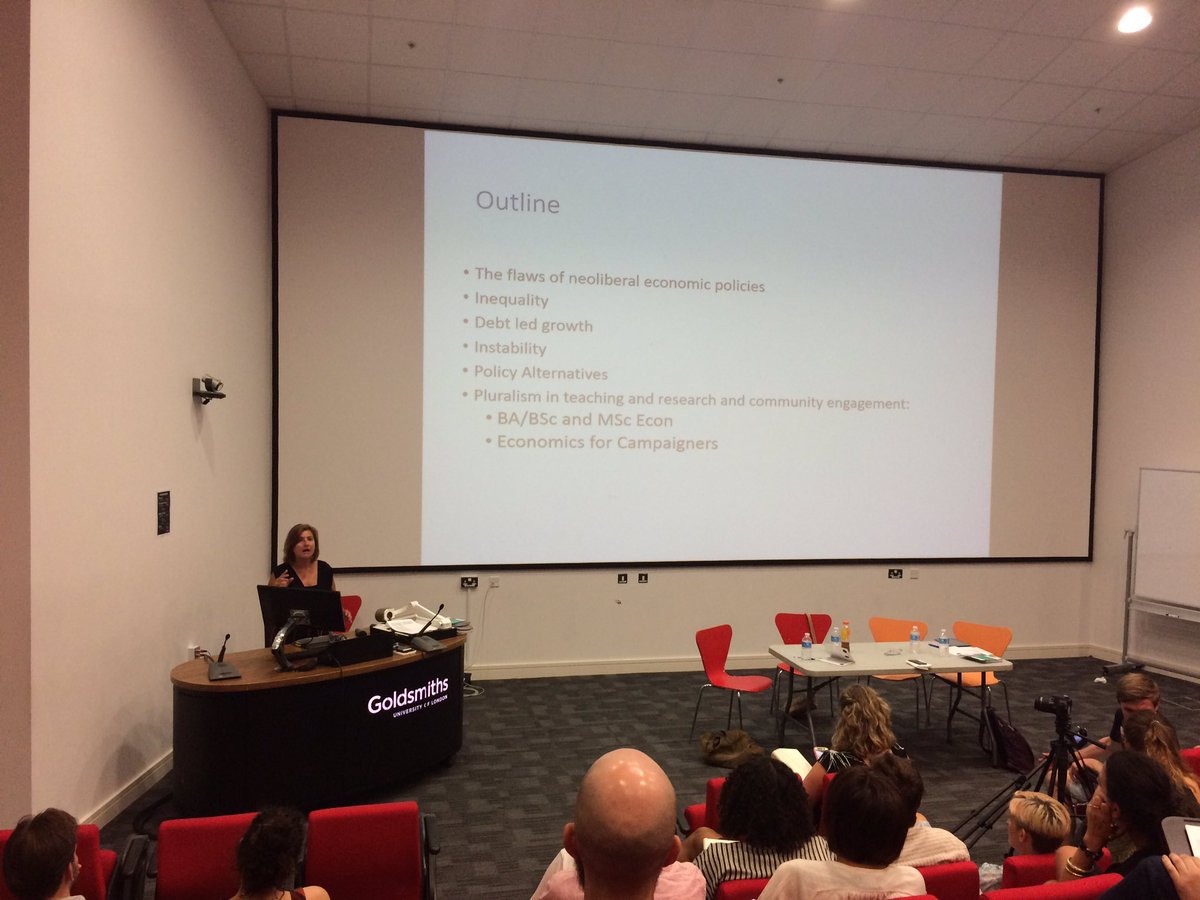 Ozlem Onaran  on debt and policy alternatives at @NseGoldsmiths conference #mobilisingneweconomicfutures