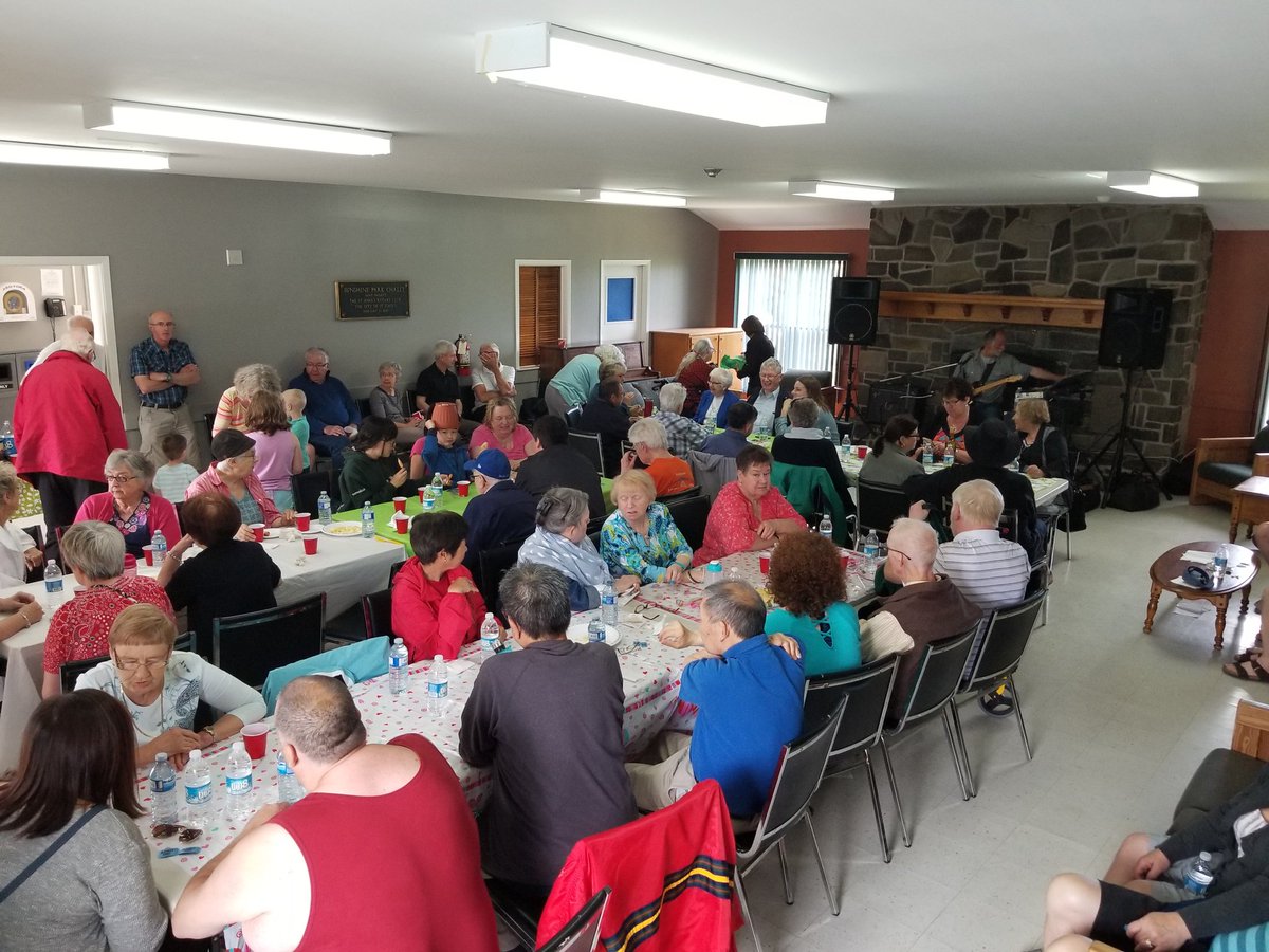 Biggest turnout ever for our annual St. John's Chapter BBQ. #lotsofbbqfun #parkinsonnlcommunity