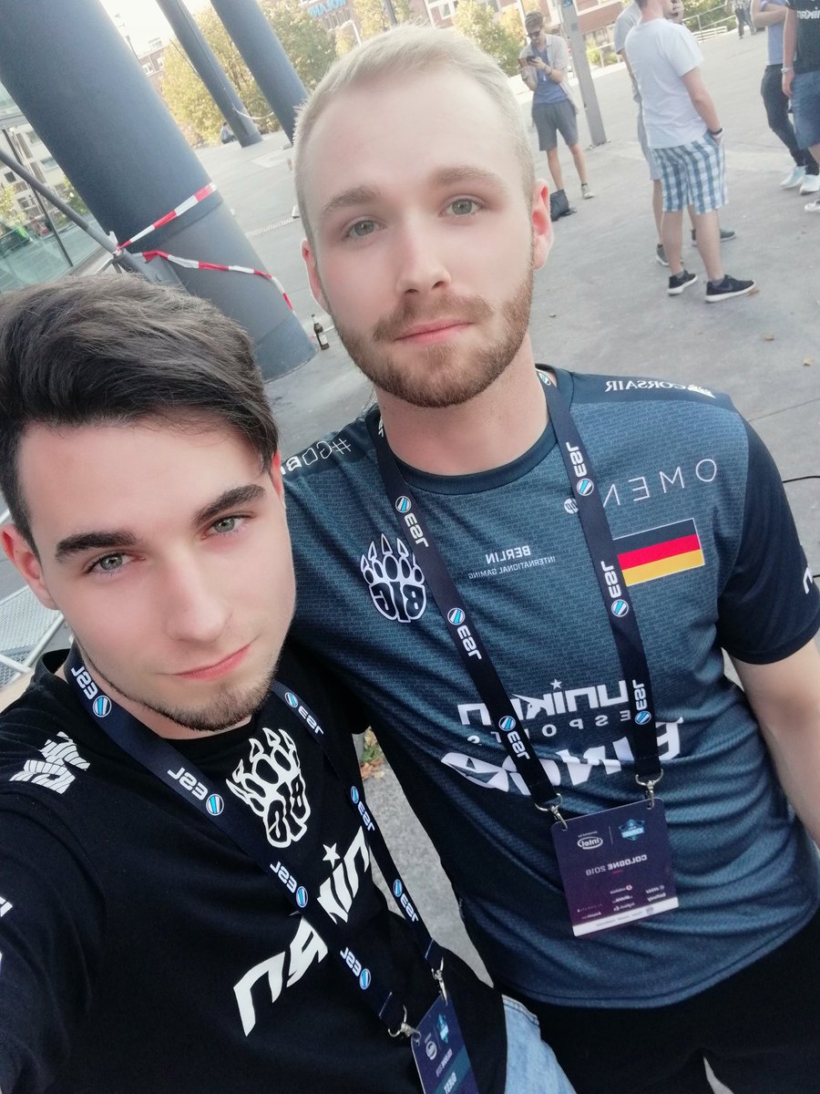 Geiler Typ, geiles Aim. <a href="/tizianCS/">Tizian Feldbusch</a> <a href="/BIGCLANgg/">BIG</a>