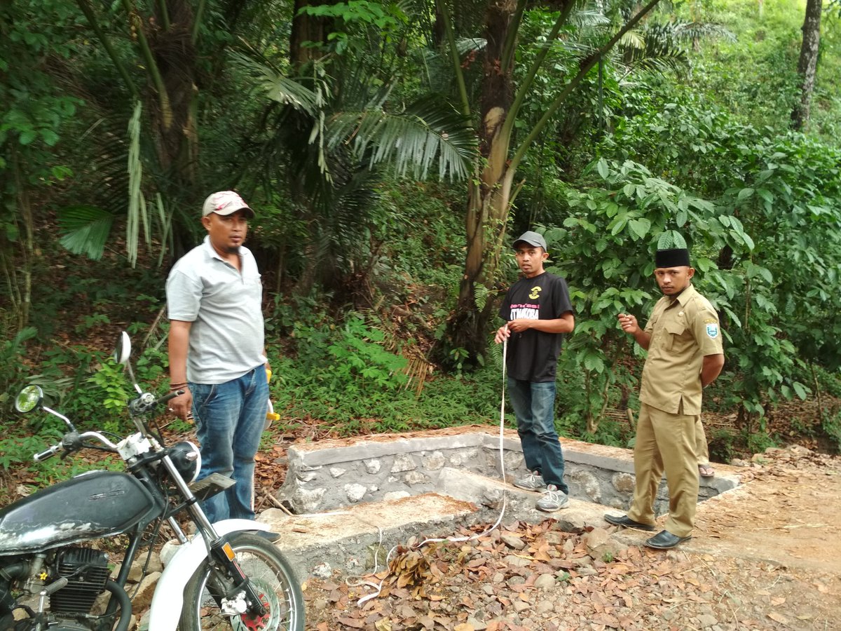 AbdulKarimfais's tweet photo. Yok kita bareng2 sambut program pemerintah untuk mensejahtrakan rakya melalui inovasi desa 
Desa membangun Indonesia 
#PIDmandirikanDesa
#TPPIJawaTimur
@jokowi
@ekosandjojo
@anwsanusi
@taufikmadjid71
@fachrilabalado
@DewantoAndry
@p3mdprobolinggo https://t.co/wRPSGrMveT