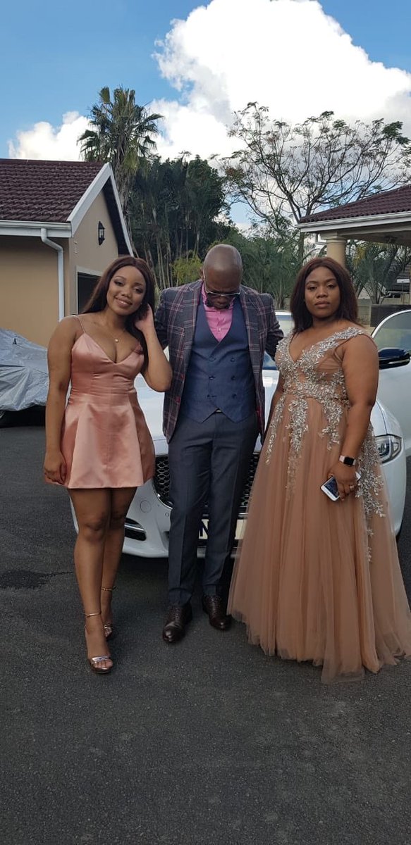 Yaaaaasss!!
Family Headin' to the Durban July! 😭🔥🔥❤️💞 #DurbanJuly2018 #durbanpride @VodacomDbnJuly