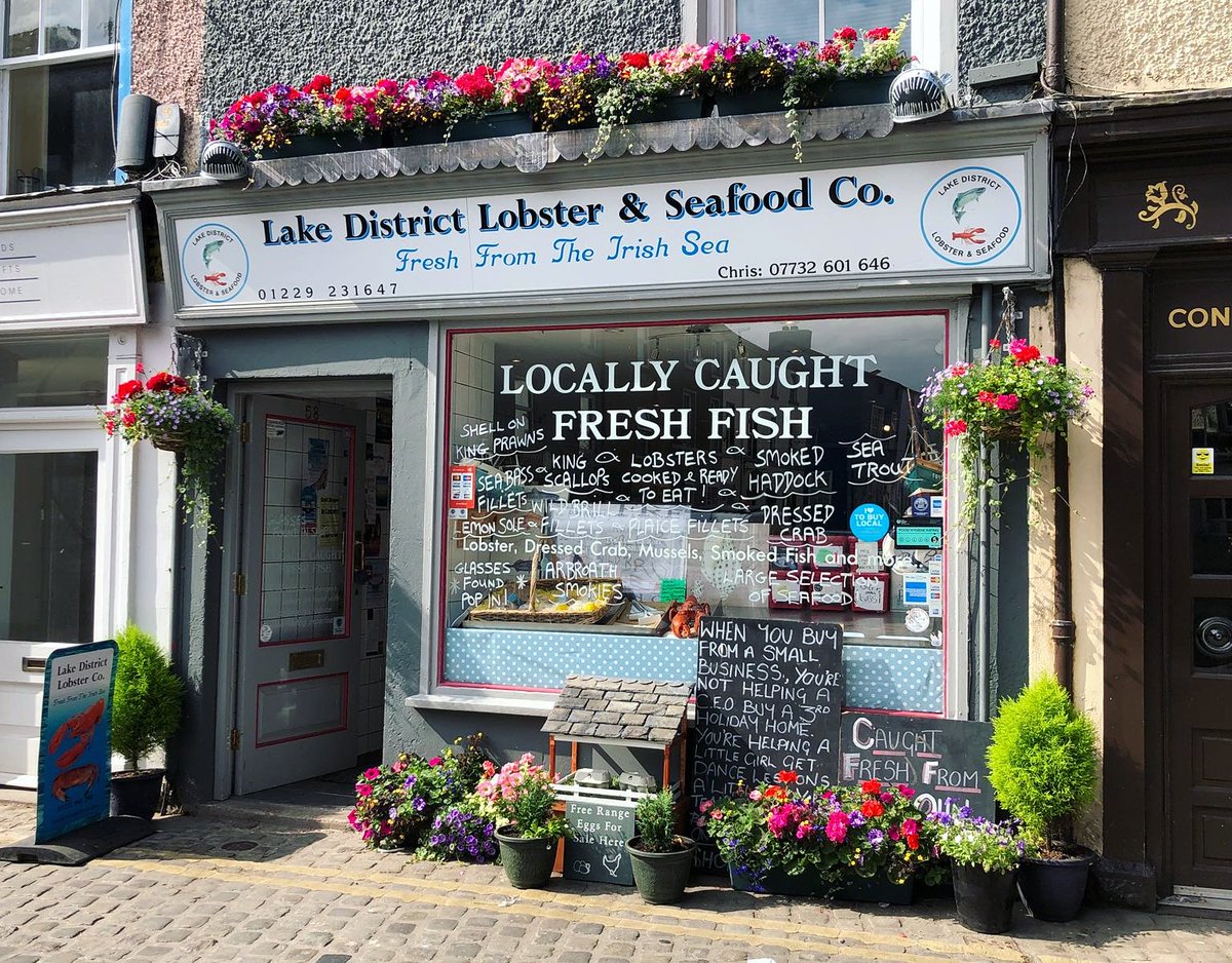 A vibrant shop is a happy shop 🌼🌷🌊🎣🐟 #shoplocal #lakedistrict #fishmonger
