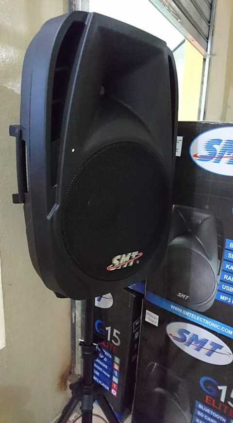 Bocina SMT Eon15a boc+micrf 36dm – Ferreteria Detallista