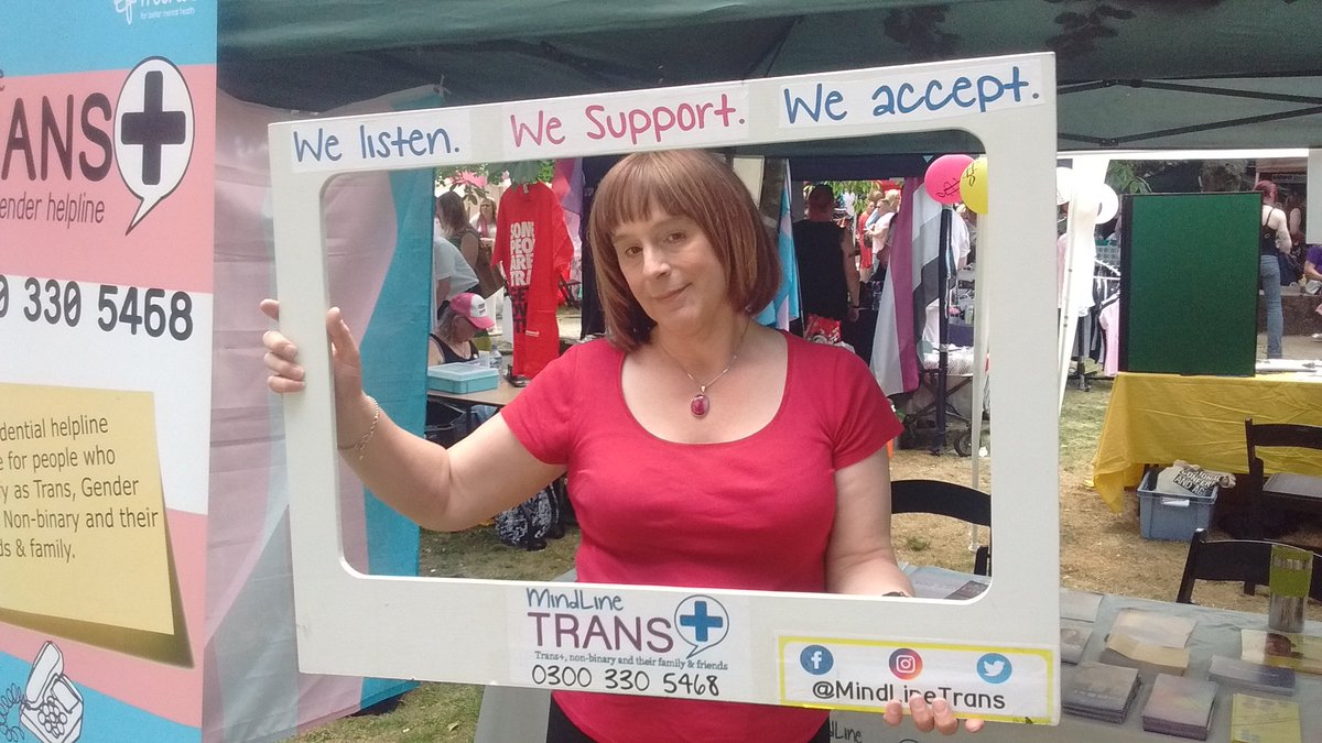 YASPproject's tweet image. Saying hello to Suzanne at the @ManchesterMind @MindlineTrans stall at #SparkleWeekend2018 #Sparkle