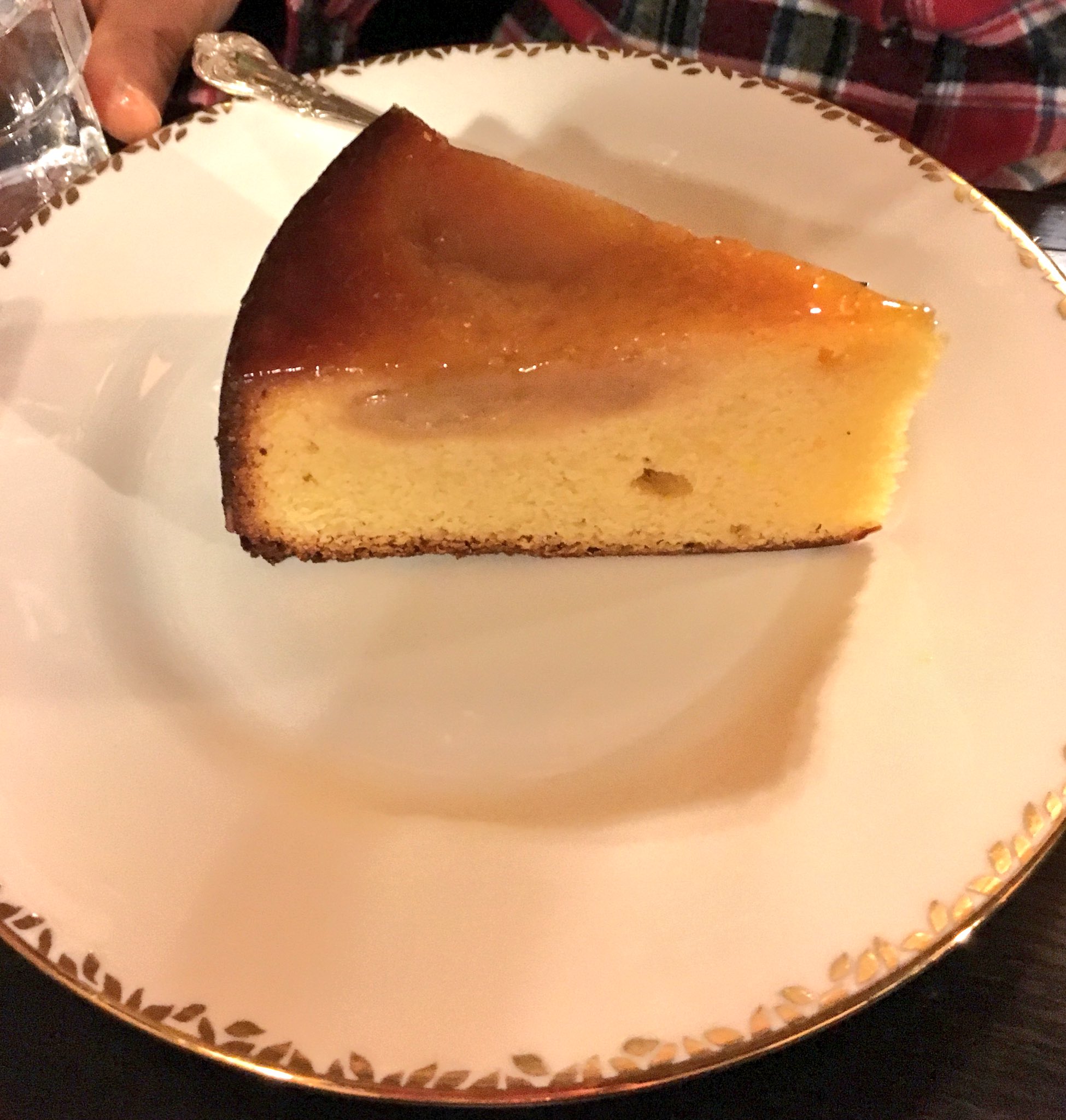 治島カロ ケーキの写真でも貼ろう その2 これは京都四条河原町 フランソア喫茶室 のアップルケーキ レアチーズケーキ レモンパイ ザッハトルテです どれも絶品 ああまたこの時期レモンパイを食べに行きたい T Co Tx8ipgwb3h Twitter 治島カロ ケーキの写真でも貼ろう その2 これは京都四条河原町 フランソア喫茶室 のアップルケーキ レアチーズケーキ レモンパイ ザッハトルテです どれも絶品 ああまたこの時期レモンパイを食べに行きたい T Co Tx8ipgwb3h Twitter