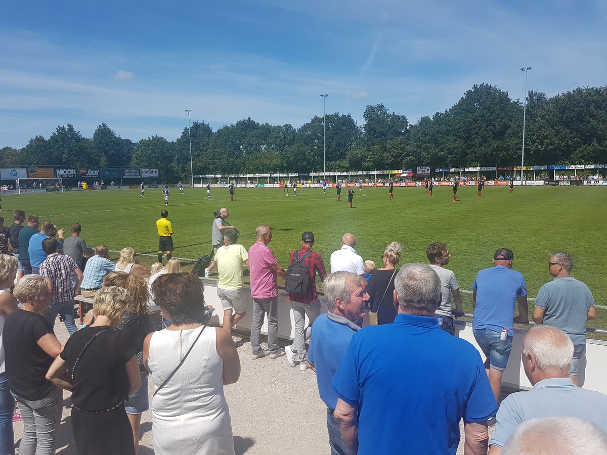 fcgroningen's tweet photo. We zijn begonnen! #feagro https://t.co/0jSn5OdR5l