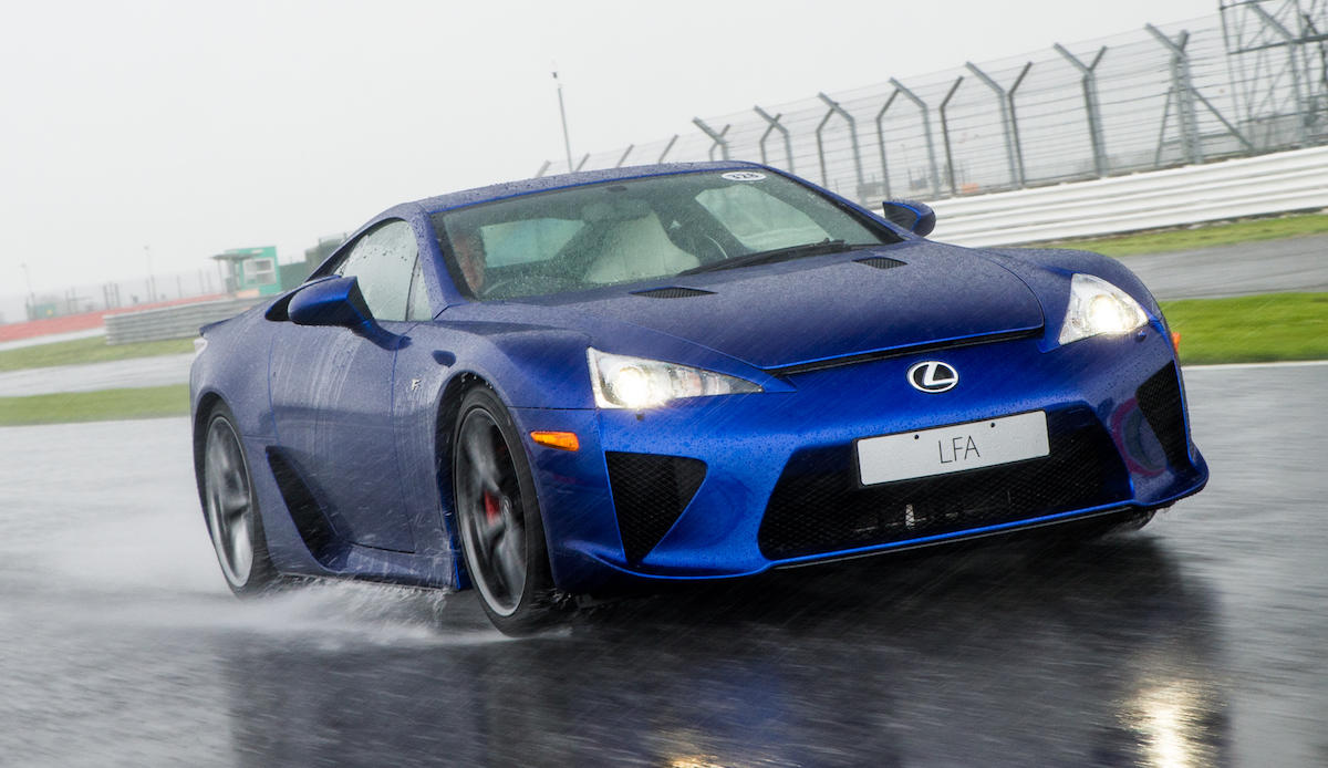 Lexus UK tweet media