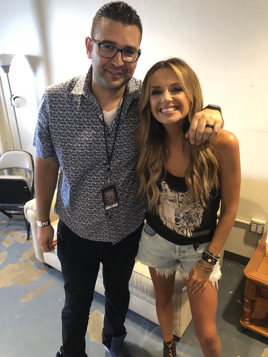 DJMikeAllan's tweet photo. Love me some @carlypearce! #BackToUsTour was great! Big things coming for Miss Carly. #BSB4Lyfe #HideTheWine https://t.co/NBxZGjibt8