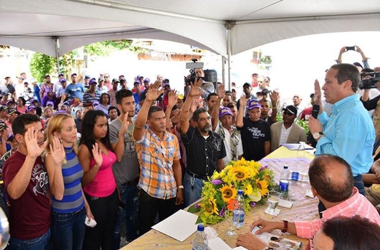 AvanceDigital's tweet photo. Hoy nuestro próximo Presidente @ReinaldoPared, tendrá encuentros con los dirigentes, movimientos y militantes de Neiba quienes apoyarán su candidatura y propuesta de gobierno #ReinaldoenNeiba https://t.co/ZHAO4dSHbb