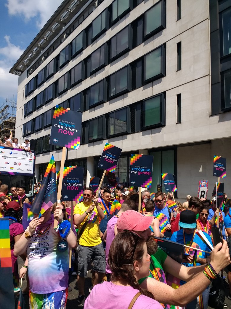 Members from <a href="/NEUnion/">National Education Union</a> <a href="/PrideInLondon/">Pride in London</a> #pride #PrideinLondon
