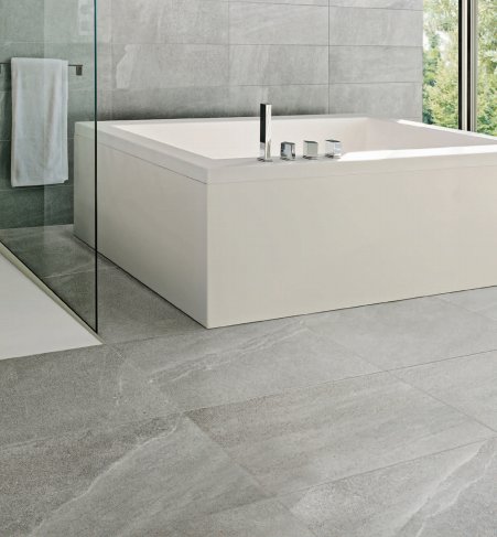 NEI_Solihull's tweet photo. RT if you feel like you need a cool down after all this heat & tension! #BigBath #bathroom #tiles https://t.co/MslX0aRaOj
