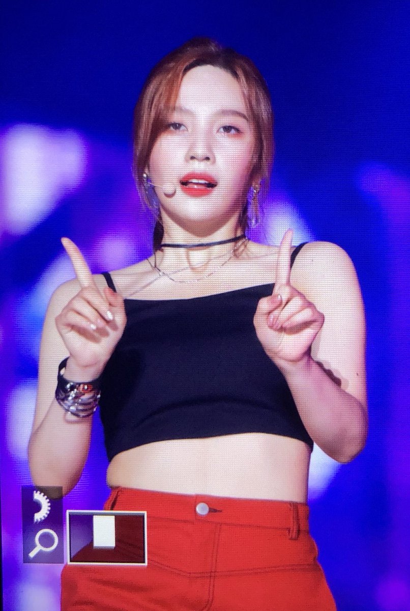 Pumpkin960903's tweet photo. 180707  #조이 https://t.co/AorCrol1W7