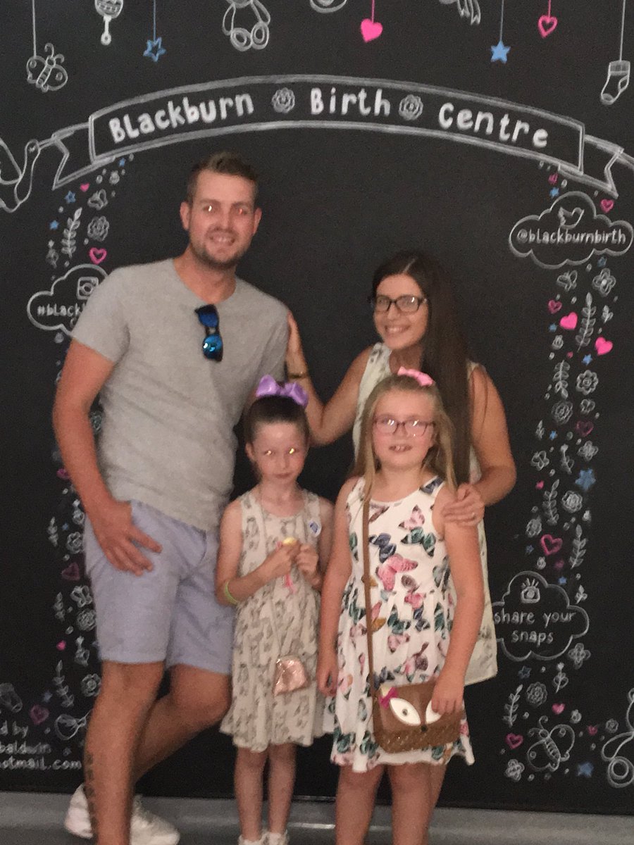 23_vikki's tweet photo. Thank you for a lovely garden party @BlackburnBirth 🌸🌼🌻🌺 https://t.co/dJ0ZRUGBct