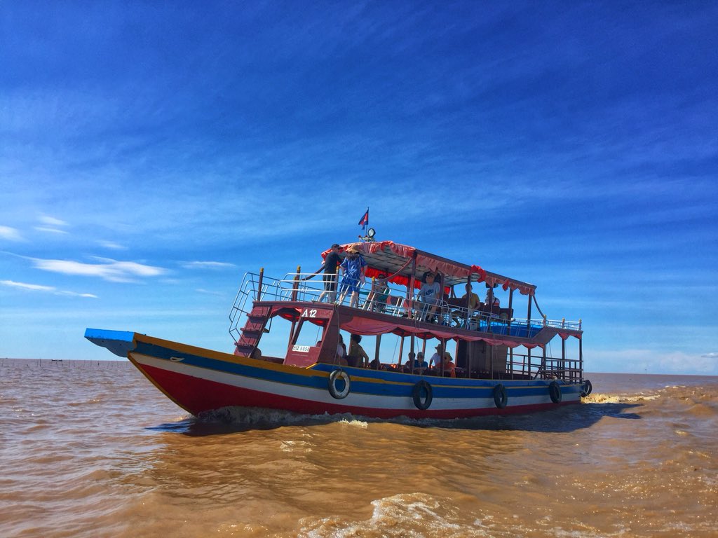 thytuktuk's tweet photo. #cambodia #siemreap #temples #floatingvillage #boat #tonlesaplake #angkorpersonaldriver.com https://t.co/nJAkoiBKFx