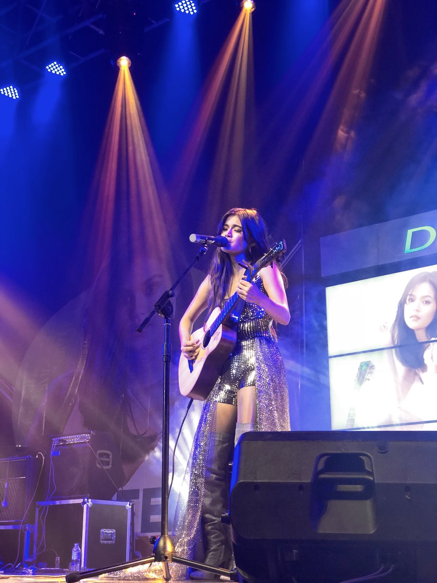 RivaQuenery_'s tweet photo. Proud of you, @MissMarisRacal! #StellarGrandAlbumLaunch 🌟 https://t.co/gcA0mgnqTD