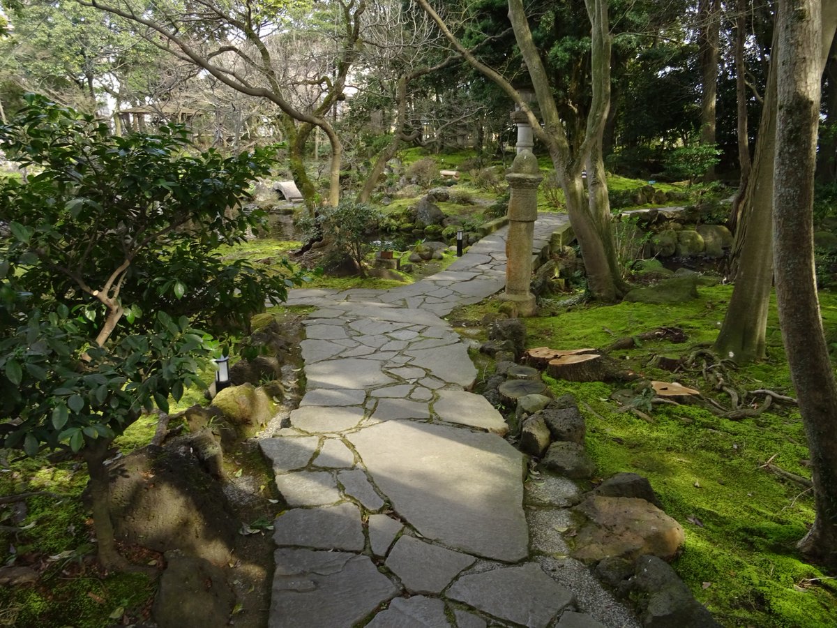 amebaengeitarou's tweet photo. 【佐野美術館（静岡・三島）】
#湧き水
#日本庭園
#美術館
#静岡

https://t.co/rLlOwIs5MX