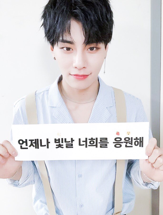 kimsanggyun_twt's tweet photo. [#김상균]
언제나 빛나게 해준 여러분들께 감사드려요❣️
#김상균 #KIMSANGGYUN https://t.co/QHPxvpkdzf