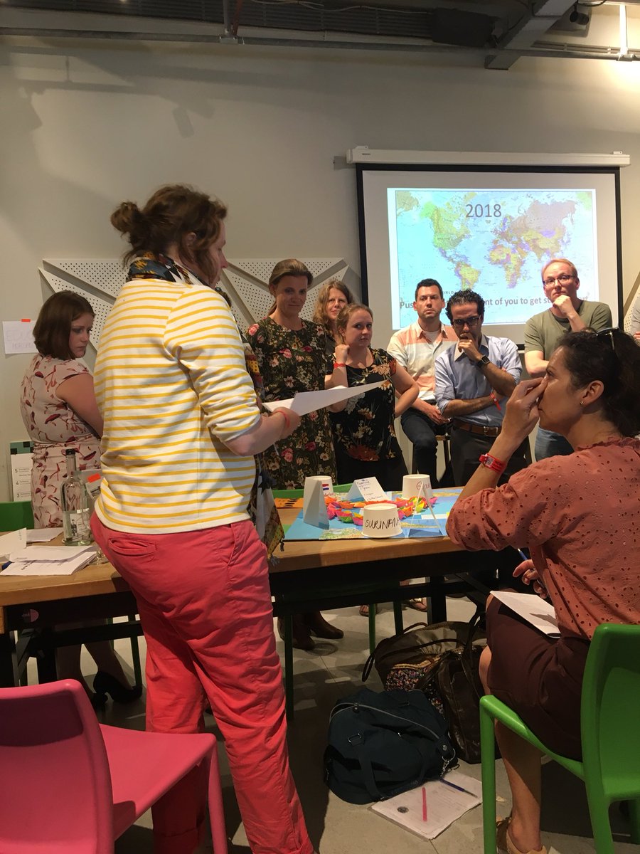 Group 3 built a prototype of an interactive table encouraging museum visitors to learn and talk about slave trade #museumcampnl