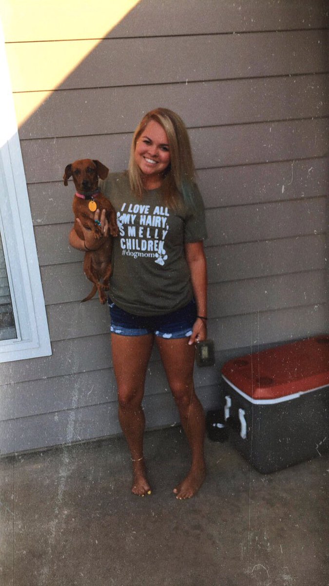 bre_hailey's tweet photo. Who’s my favorite weenie dog? Maya’s my favorite weenie dog! It’s obvious by her facial expression that I’m not her favorite 🙄 if you have a dog child like me then you definitely need this shirt! Link in my bio 💋 don’t forget to use Hailey10 to get your discount ❤️ #lhtx https://t.co/9W7IEN3RHv