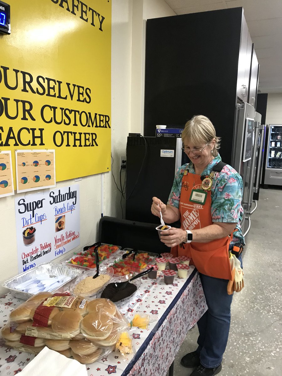 The Home Depot #0263 tweet media