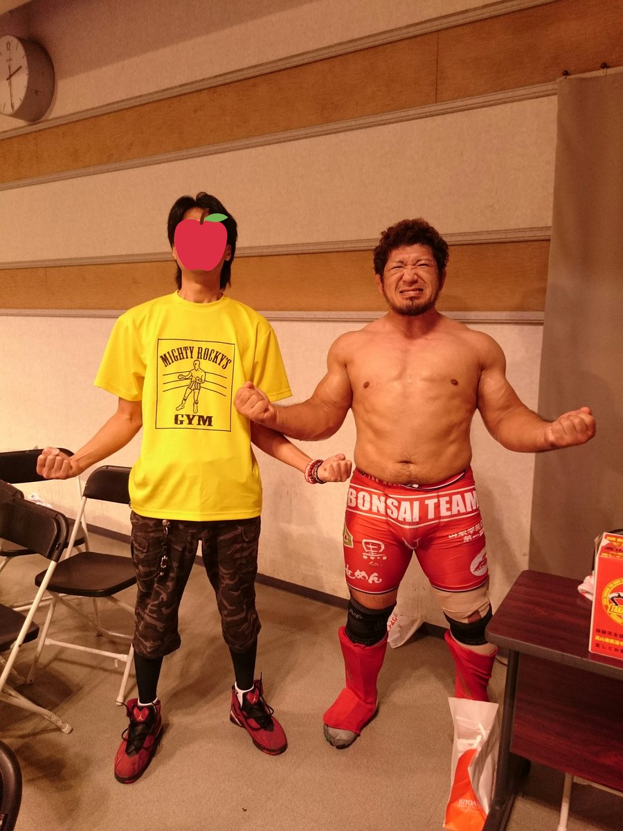 プロレスハードヒットの勝利者賞にはtengaが贈呈された模様 7ページ目 Togetter