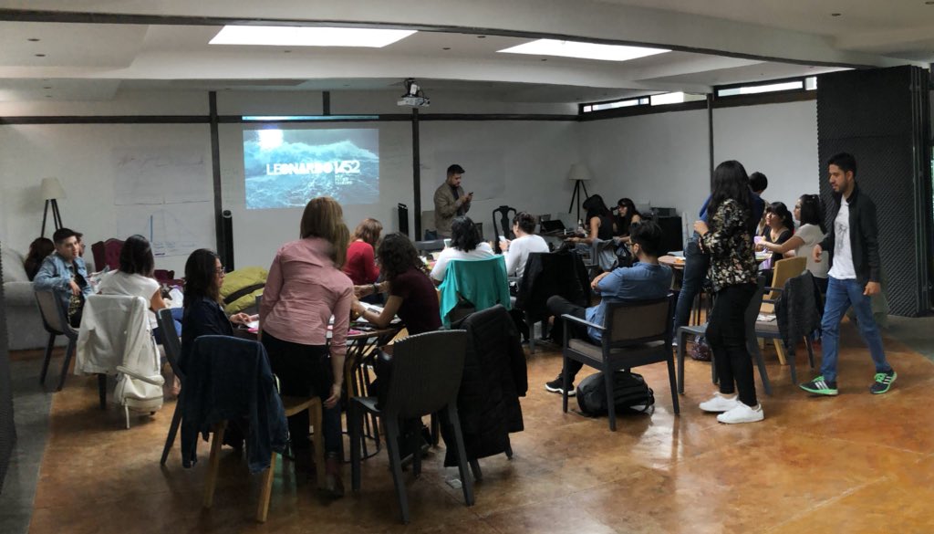 gabyarriagamx's tweet photo. Sí. En sábado también trabajamos. Lista para formar a nuevos #Trendhunters.
Ready to train a new group of #Trendhunters
#TrendAcademy. @Leonardo1452 https://t.co/RvZv1jmntQ