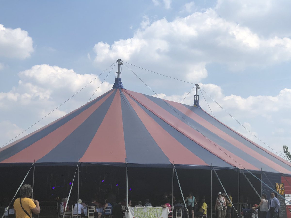 Brenda_Dacres's tweet photo. Fantastic Lewisham People’s Day 2018☀️ 🎡🎪 Great atmosphere &amp; so much fun for all.  

Also great to see so many wonderful organisations &amp; groups that are in or operate in #Lewisham here today, as well as many local stalls showing the great local initiatives.

#LoveLewisham https://t.co/YgJFZhcaI9