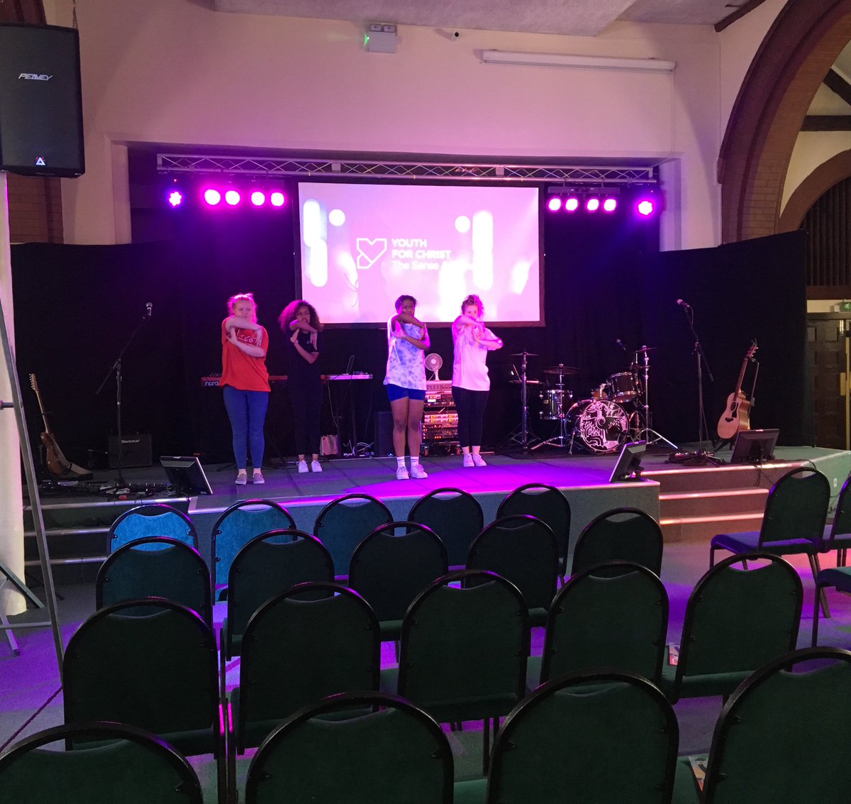 Rehearsing for our Showcase this evening to celebrate our wonderful volunteers! Come and Join us at Encounter Church Bham if you can <a href="/6/">Adrián Lamo</a>.30 🎉